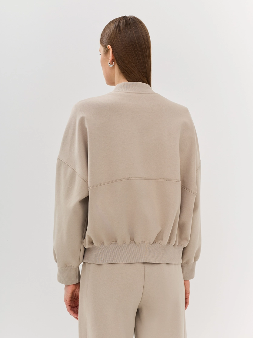 Трикотажный бомбер Oversize