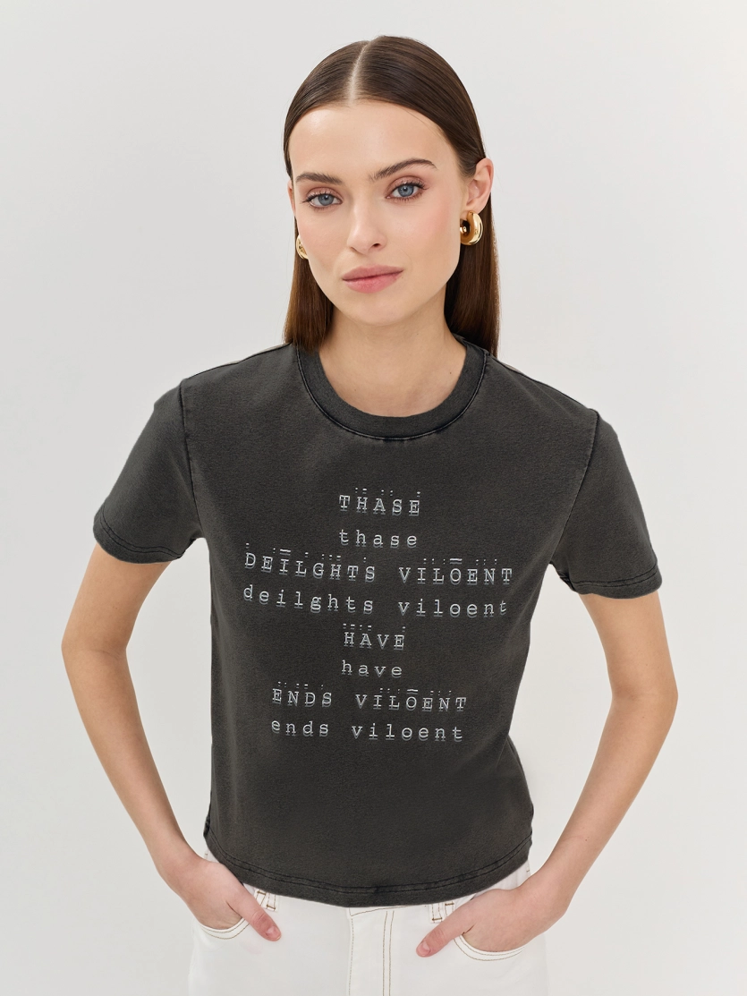 Топ с варкой и шрифтовым принтом