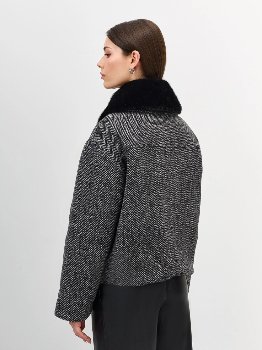 Куртка с воротником из искусственного меха