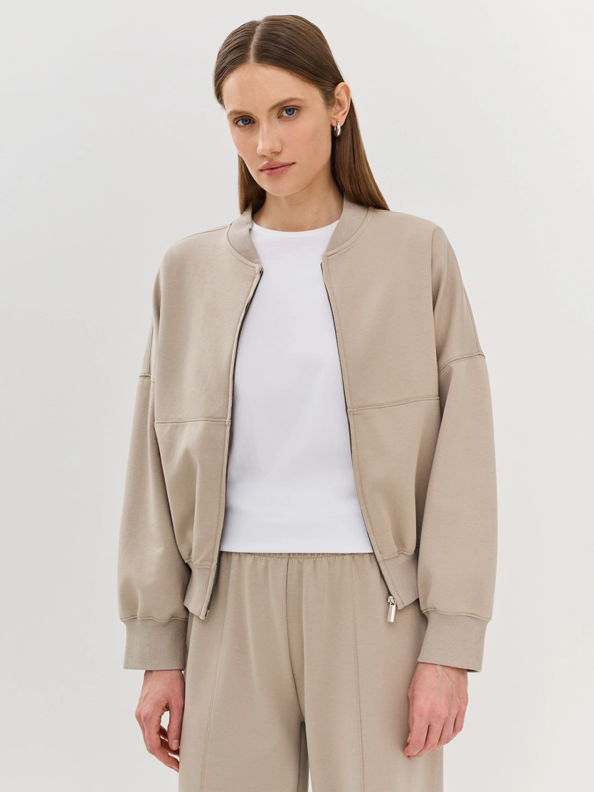 Трикотажный бомбер Oversize