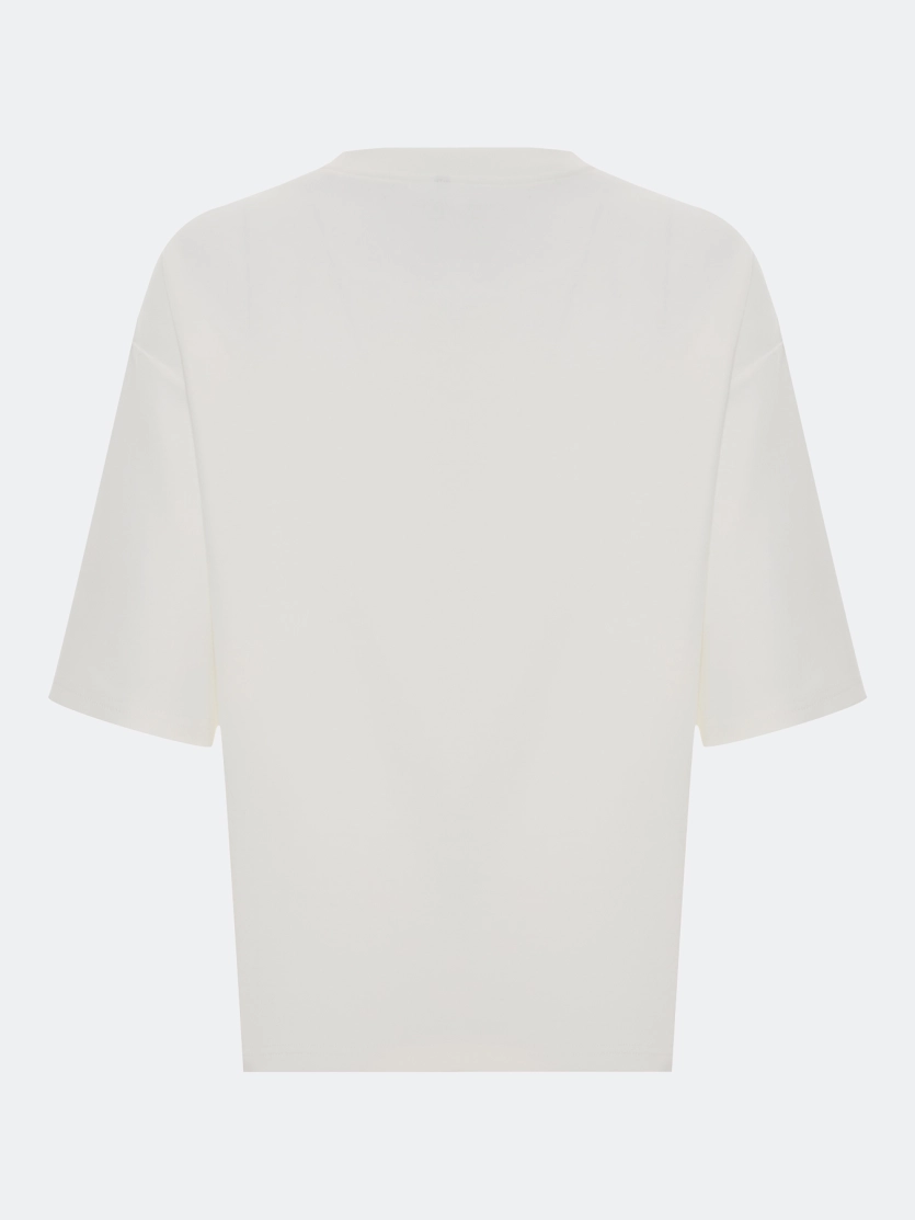 Джемпер с объемной вышивкой