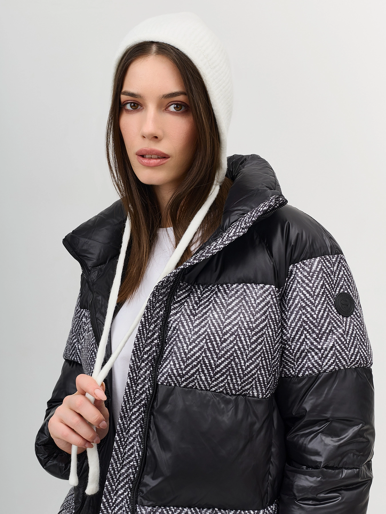 Шапка-чепчик с завязками SAVAGE