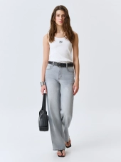 Прямые серые джинсы 