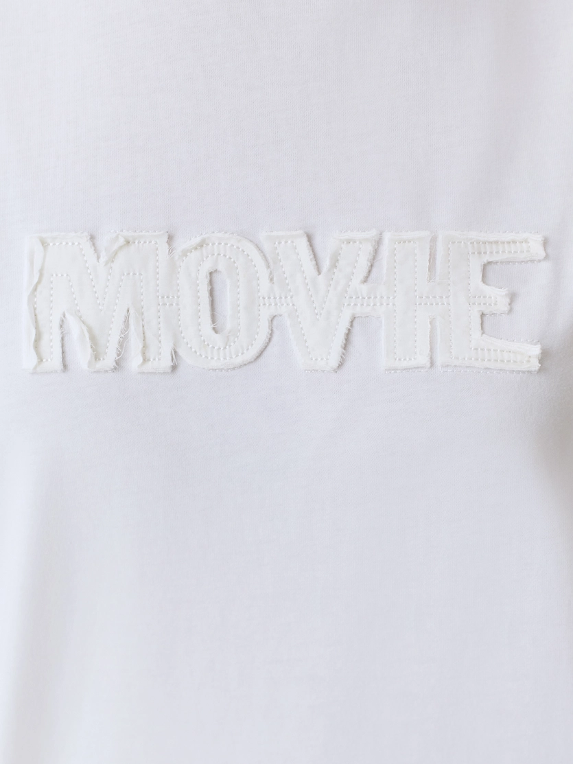 Футболка из 100% хлопка с лаконичной аппликацией