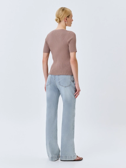 Джемпер из вискозы с деликатным люрексом