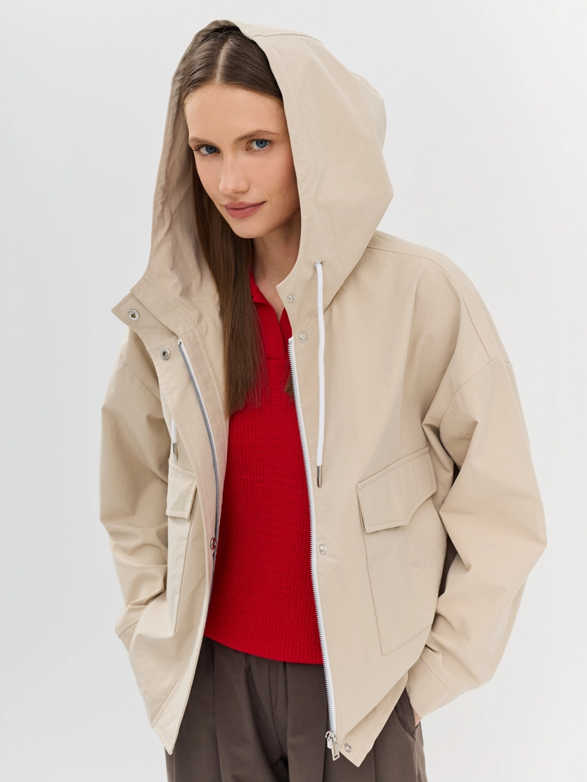 Ветровка в стиле "Casual" с капюшоном