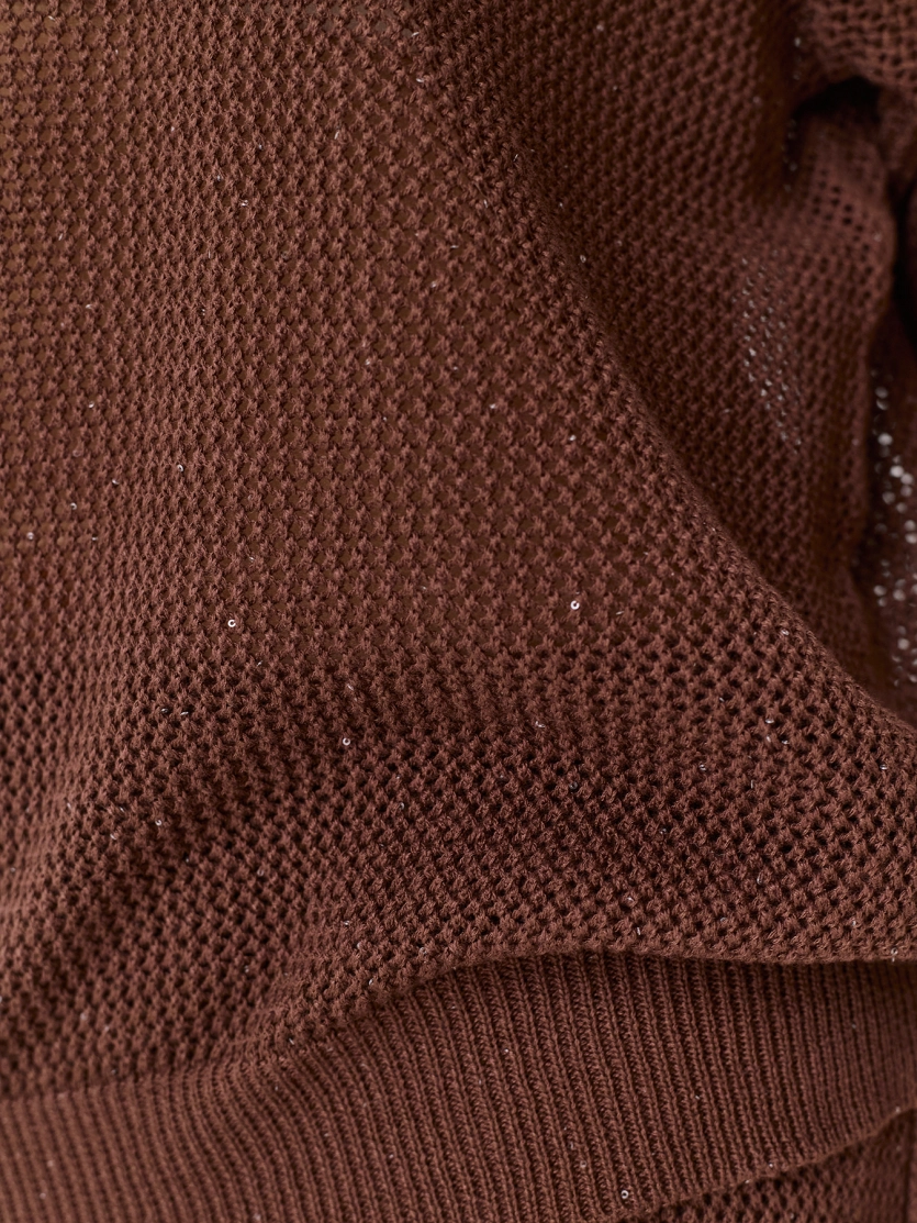 Ажурный джемпер с мерцающими пайетками