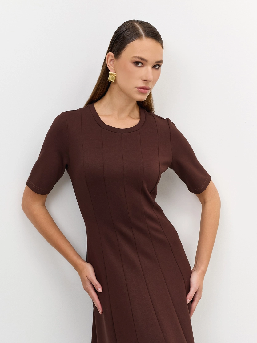 Трикотажное платье из вискозы