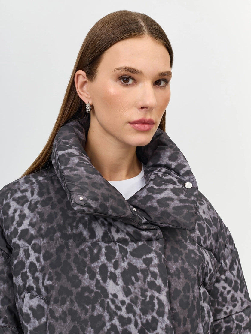 Куртка с анималистичным принтом