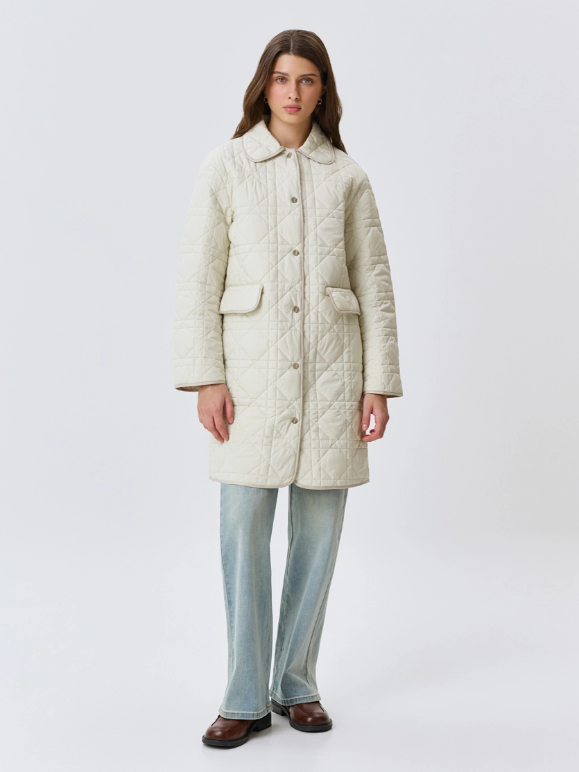 Укороченное стеганое пальто