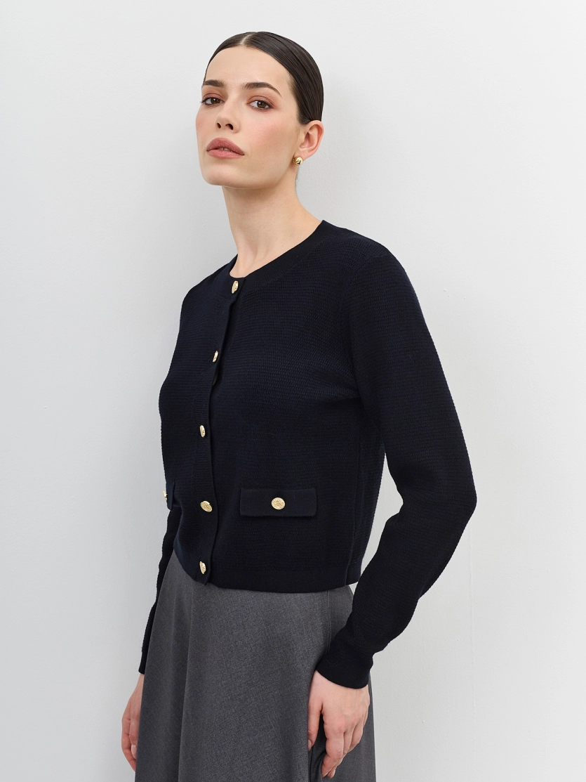 Жакет с акцентными металлическими пуговицами