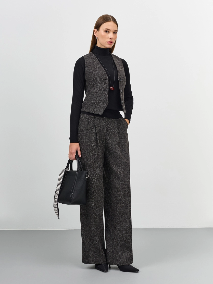 Брюки с мягкими складками из смесовой вискозы