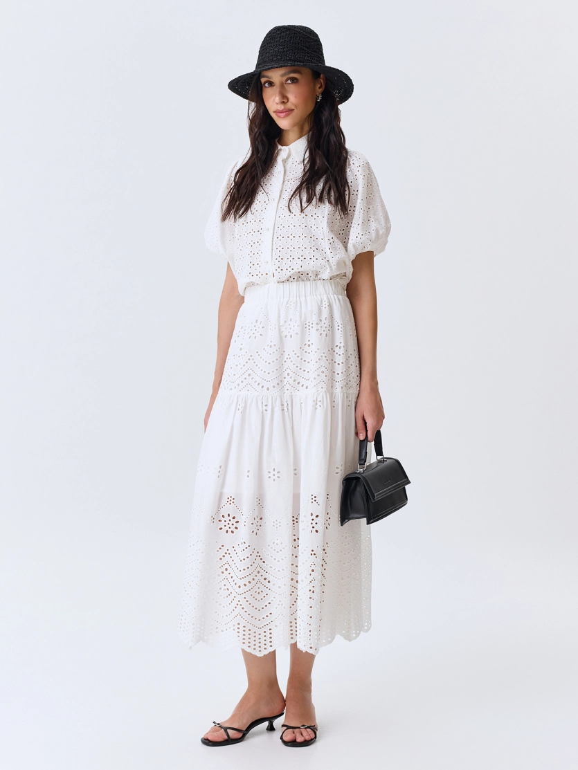 Плетеная шляпа с прямыми полями