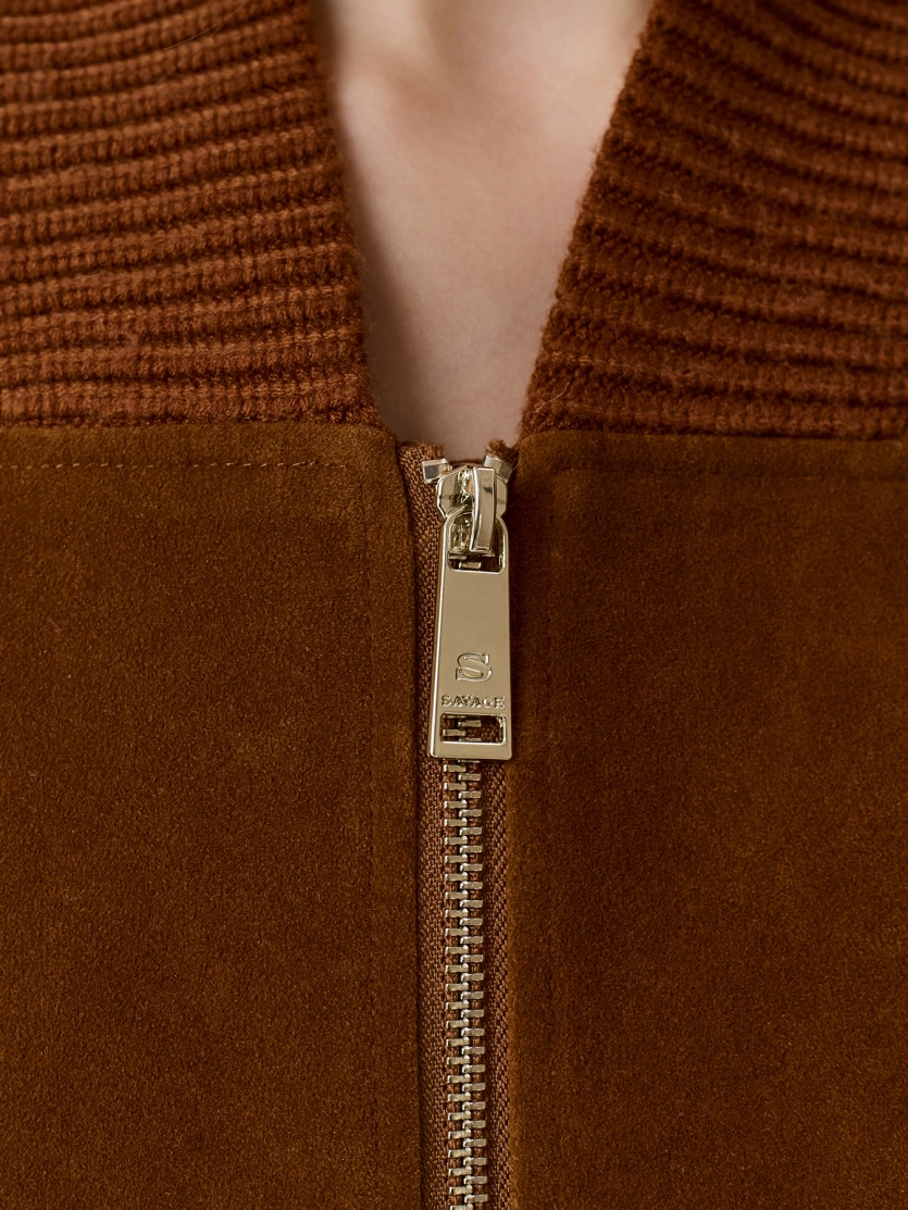 Укороченный жакет из искусственной замши