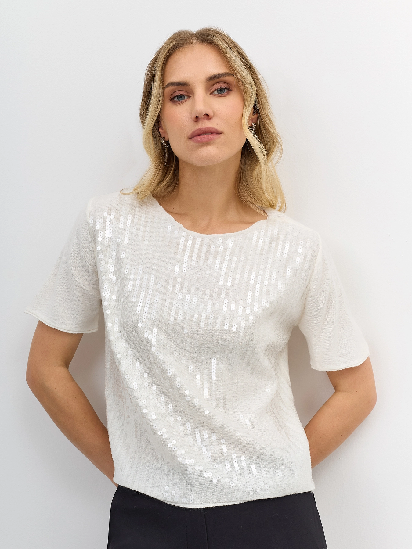 Джемпер с деликатными пайетками SAVAGE