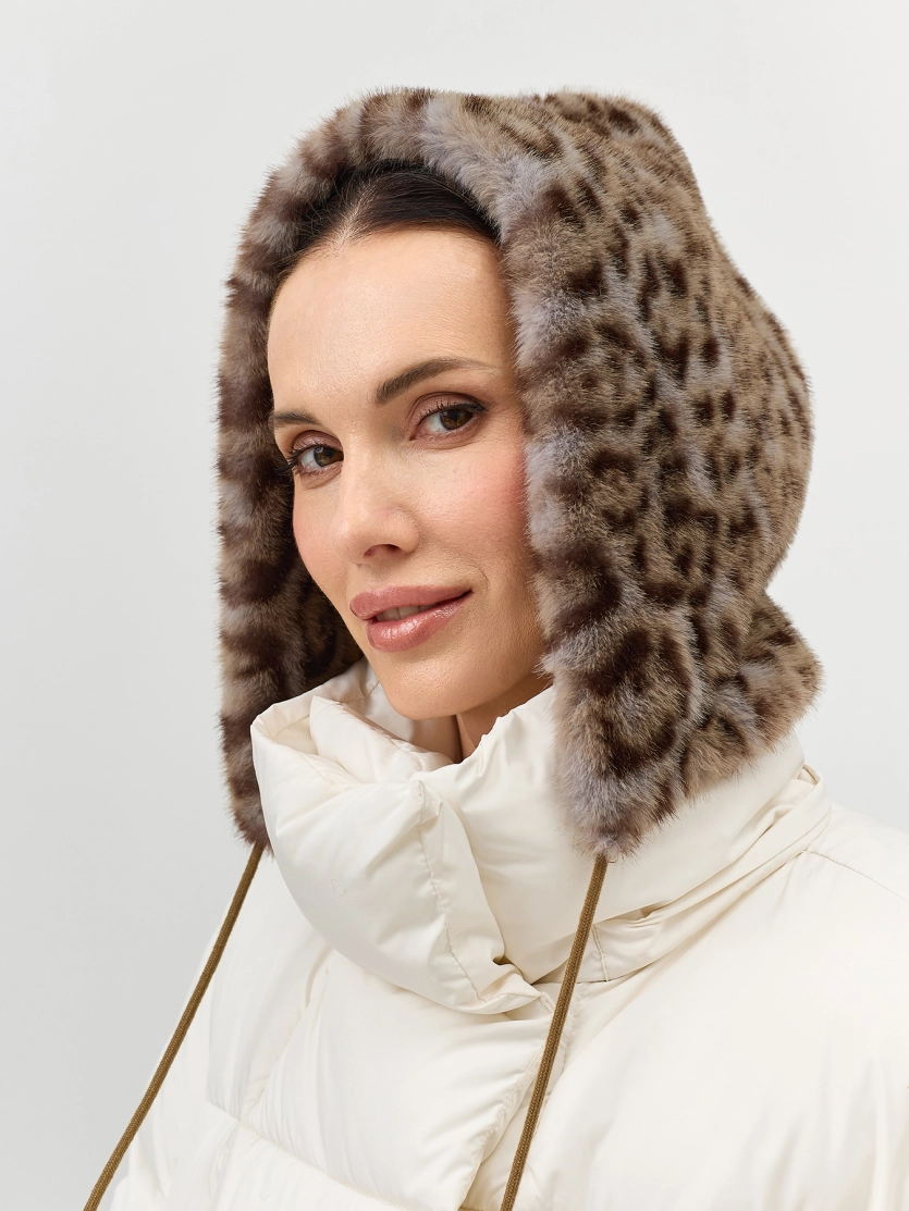 Капор из искусственного меха