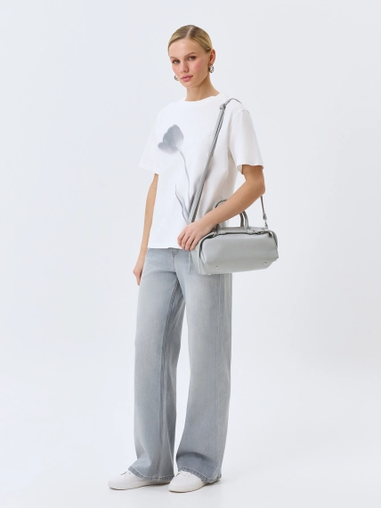 Сумка-багет с декоративными ремешками