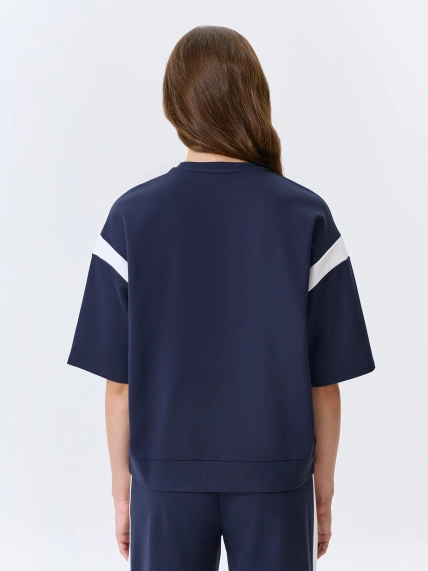 Джемпер с контрастными вставками