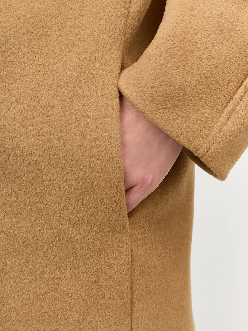 Двубортное пальто с шерстью