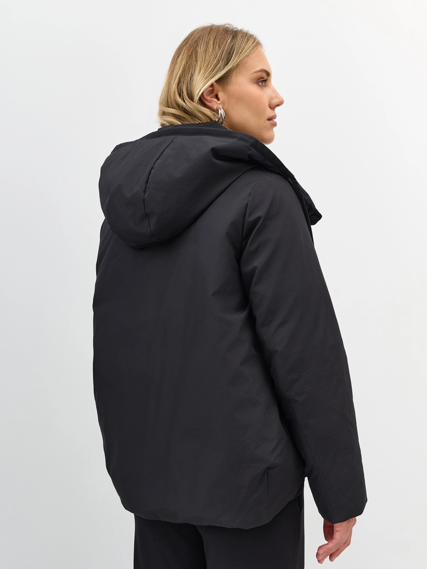 Двусторонняя куртка с капюшоном