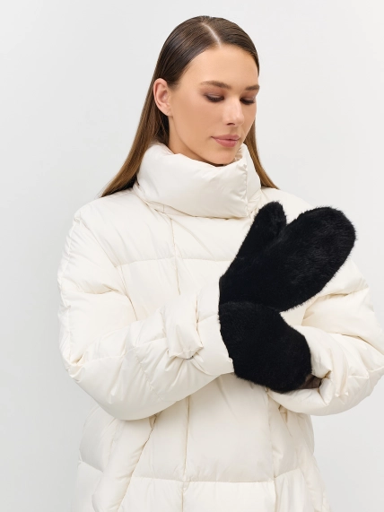 Теплые меховые варежки