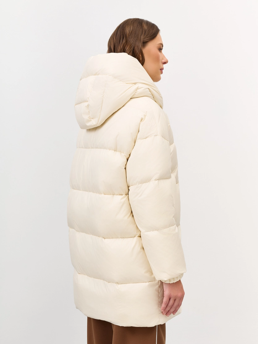 Укороченный пуховик с акцентным воротником