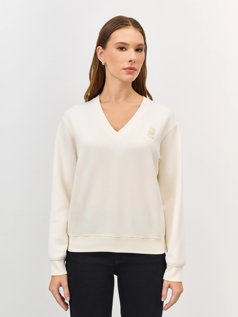 Джемпер из вискозы с V-образным вырезом