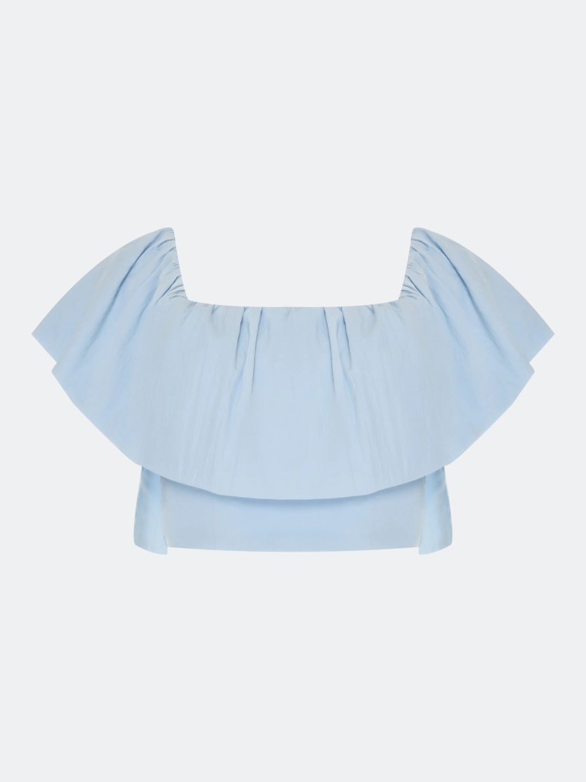 Топ с открытыми плечами из района