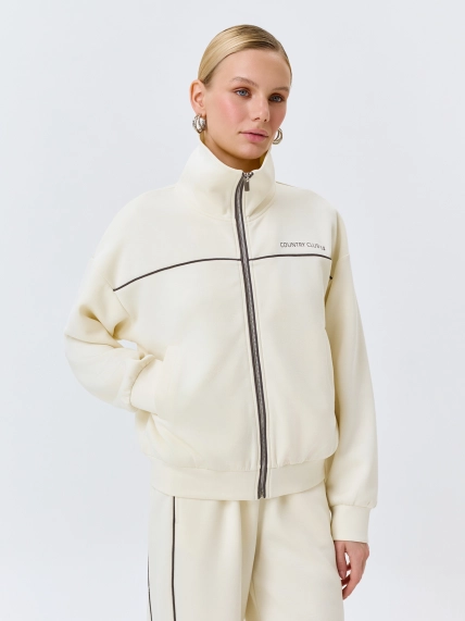 Трикотажный бомбер в спортивном стиле