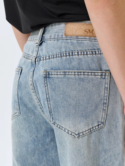 Свободные джинсы с деликатной варкой