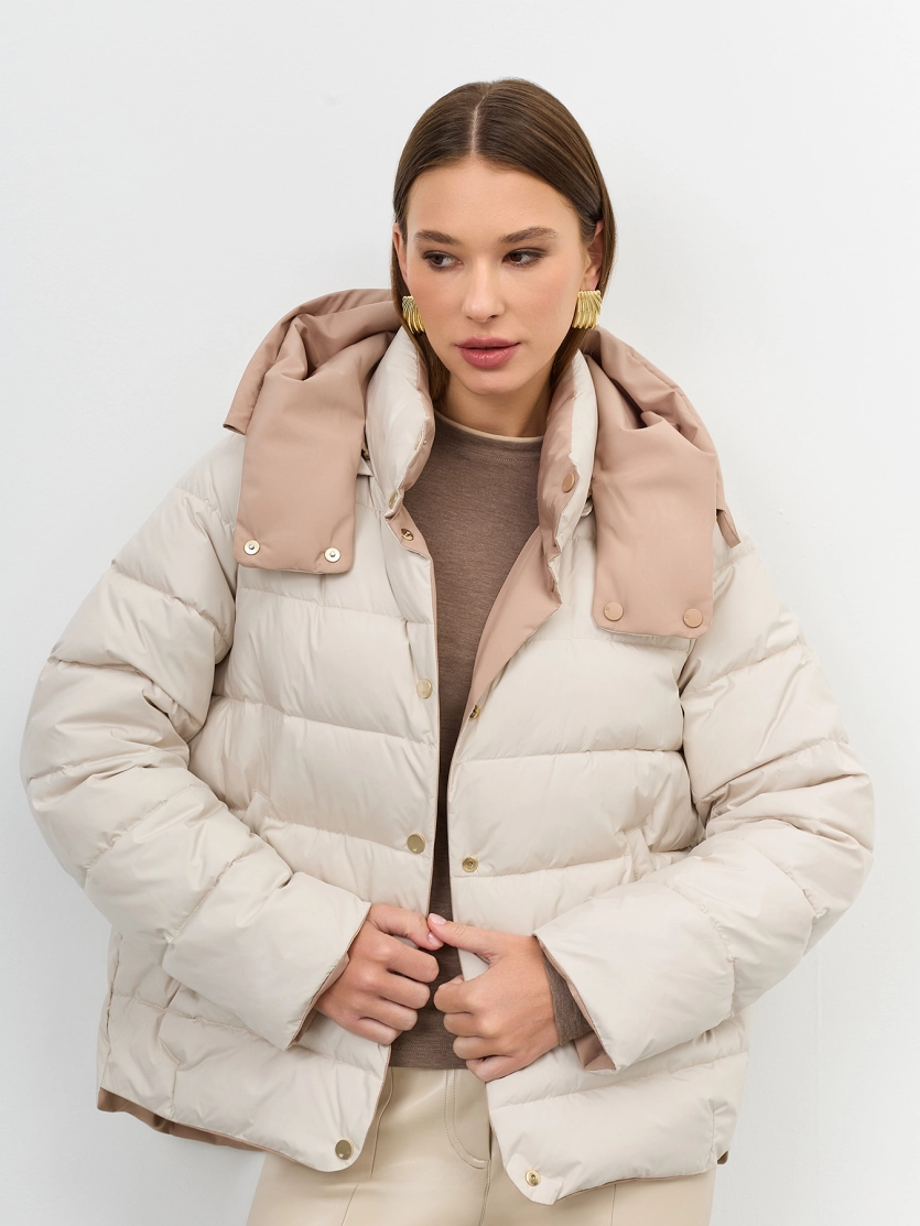 Двусторонняя куртка с капюшоном