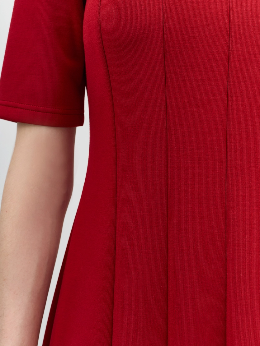 Трикотажное платье из вискозы