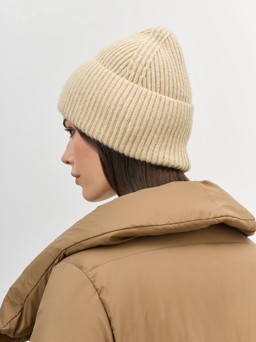 Шапка бини с широким отворотом