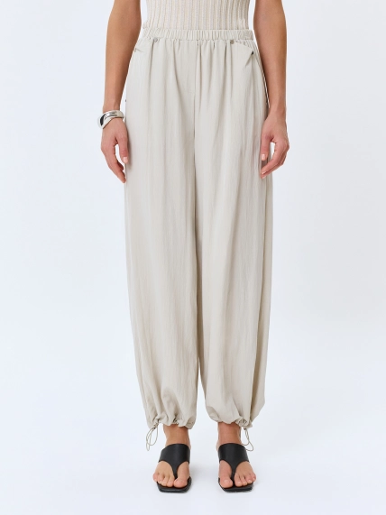 Свободные брюки- шаровары