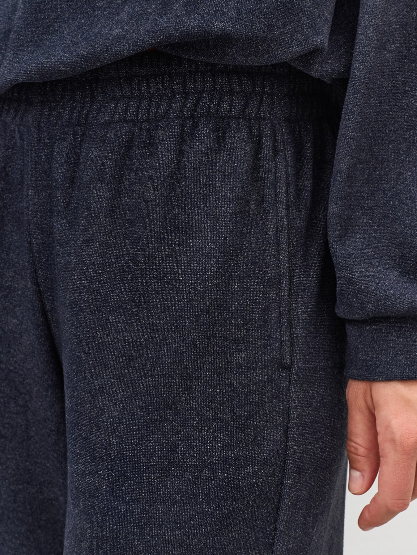 Брюки из фактурного трикотажа