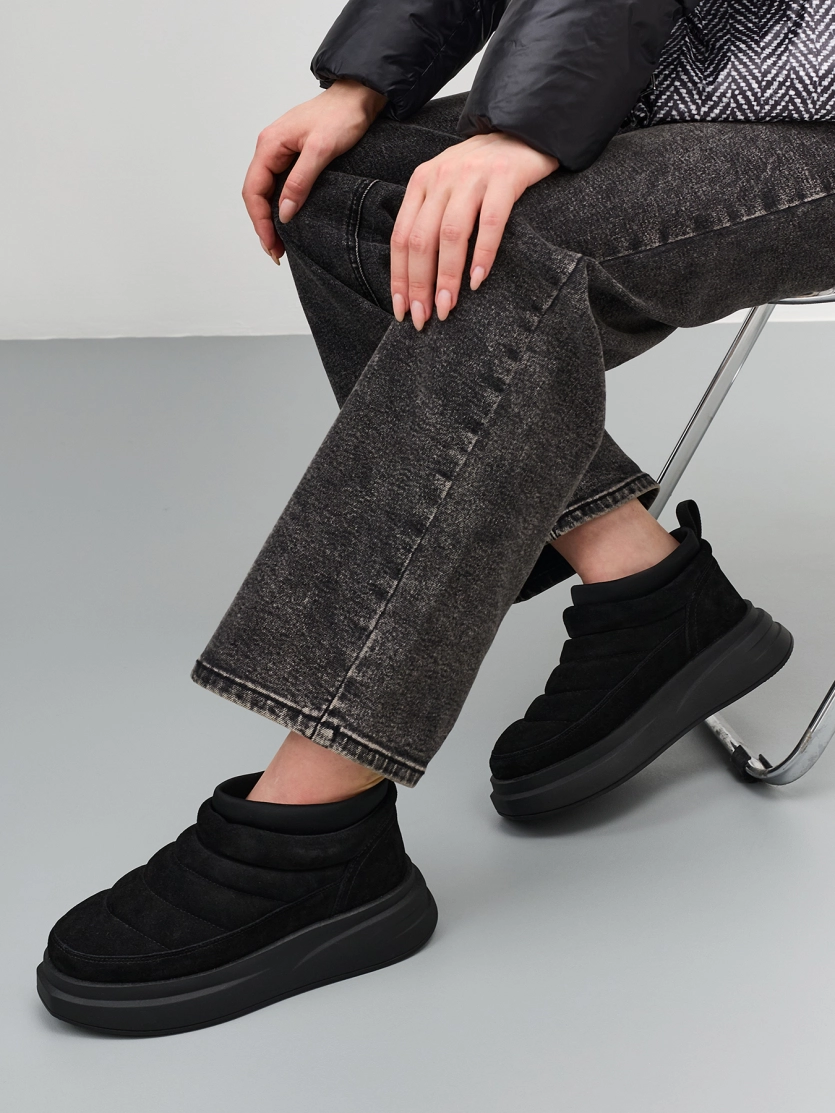 Полуботинки из натуральной замши