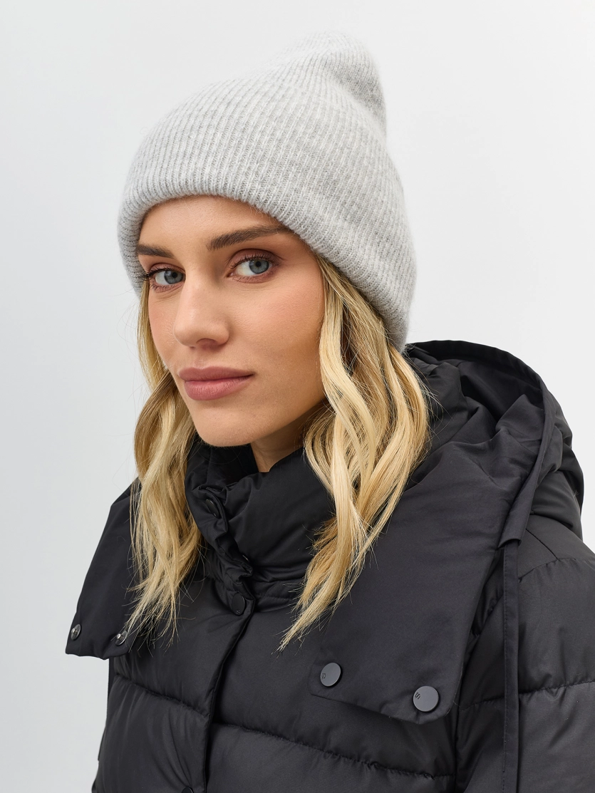 Шапка бини с широким отворотом