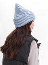 Вязаная шапка с отворотом