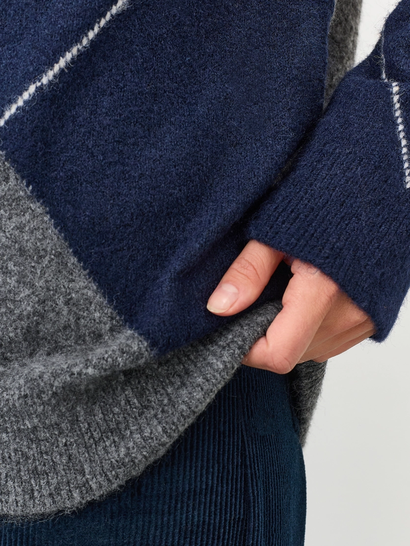 Свитер с узором "аргайл"