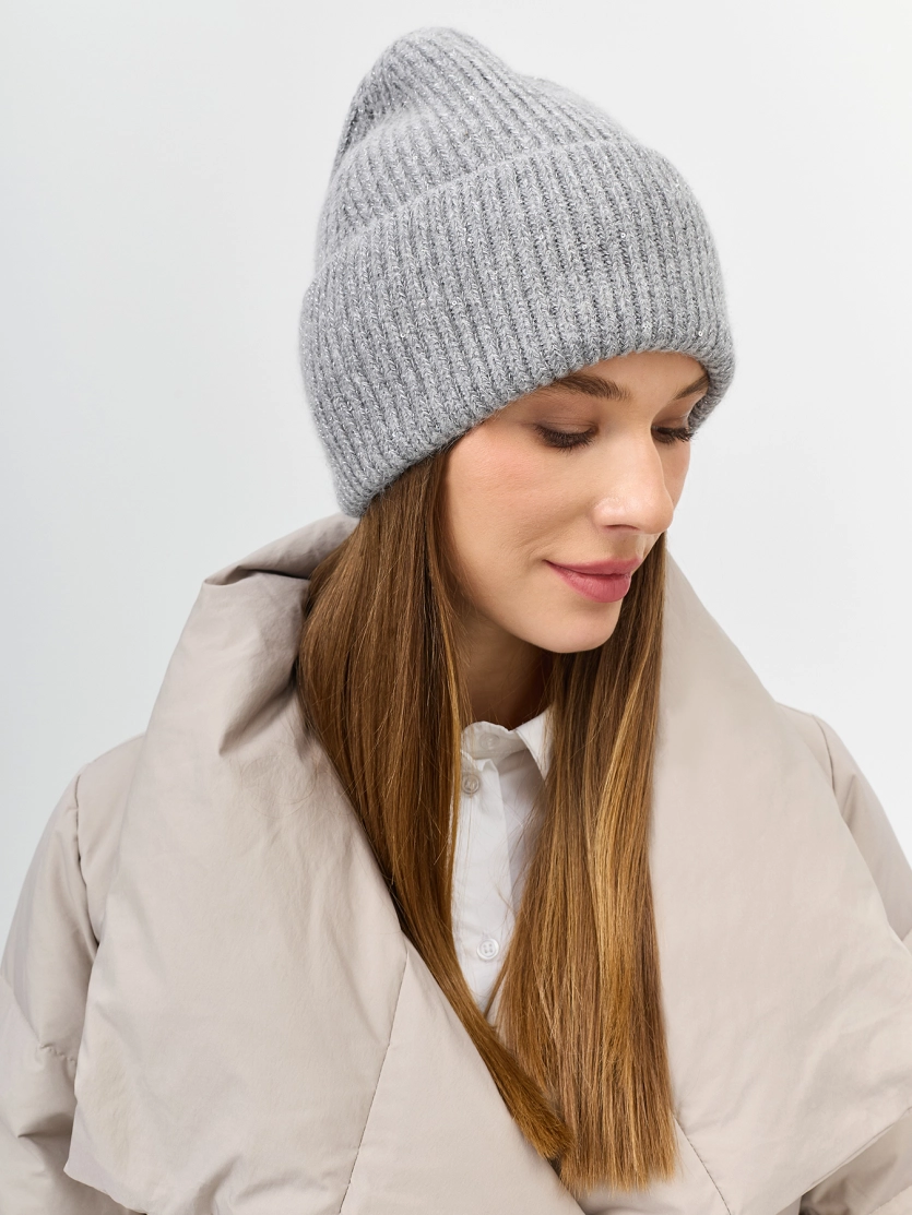 Шапка бини с широким отворотом