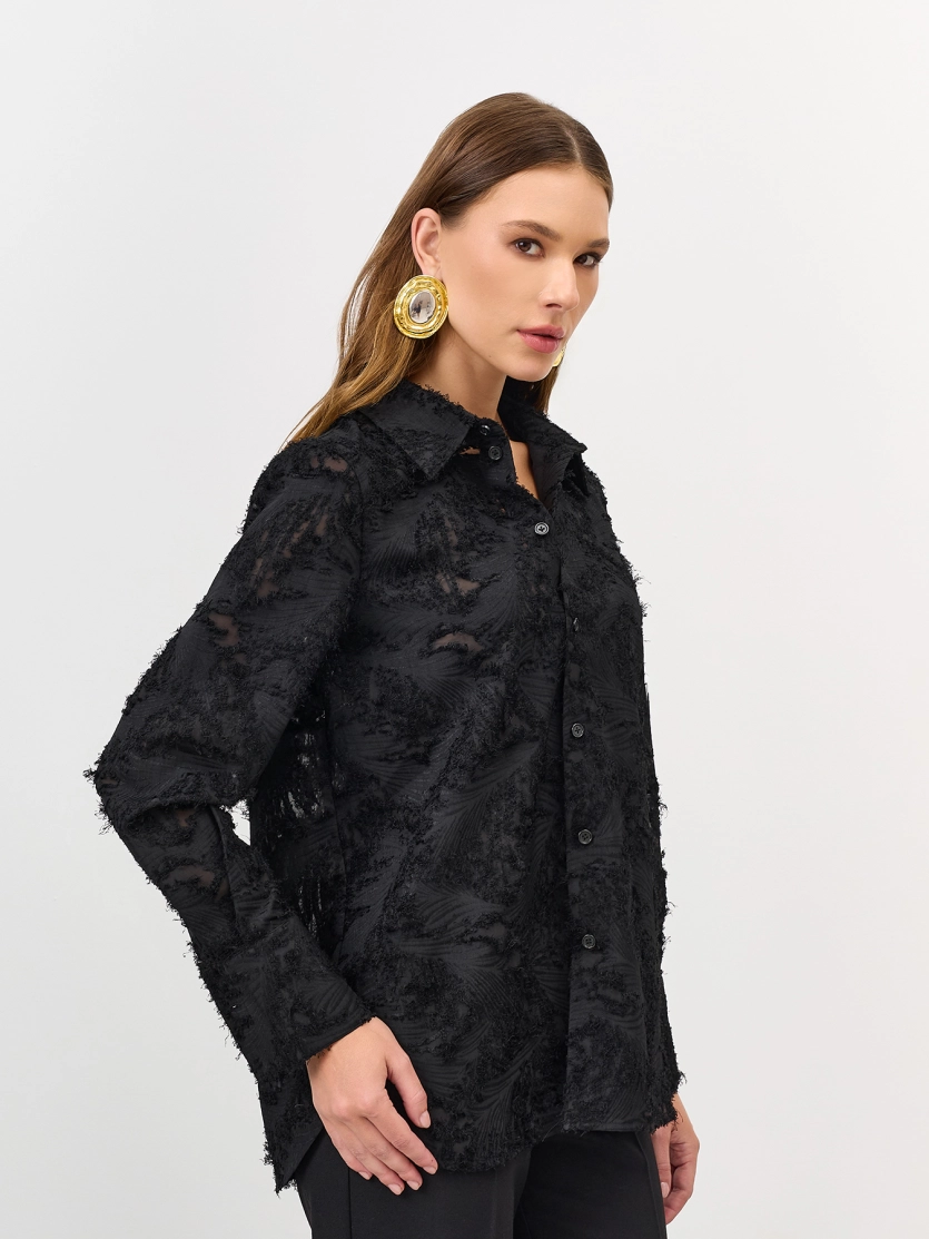 Блузка из фактурной ткани