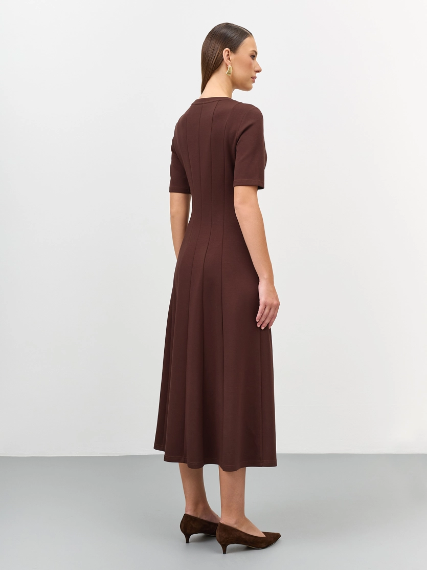 Трикотажное платье из вискозы