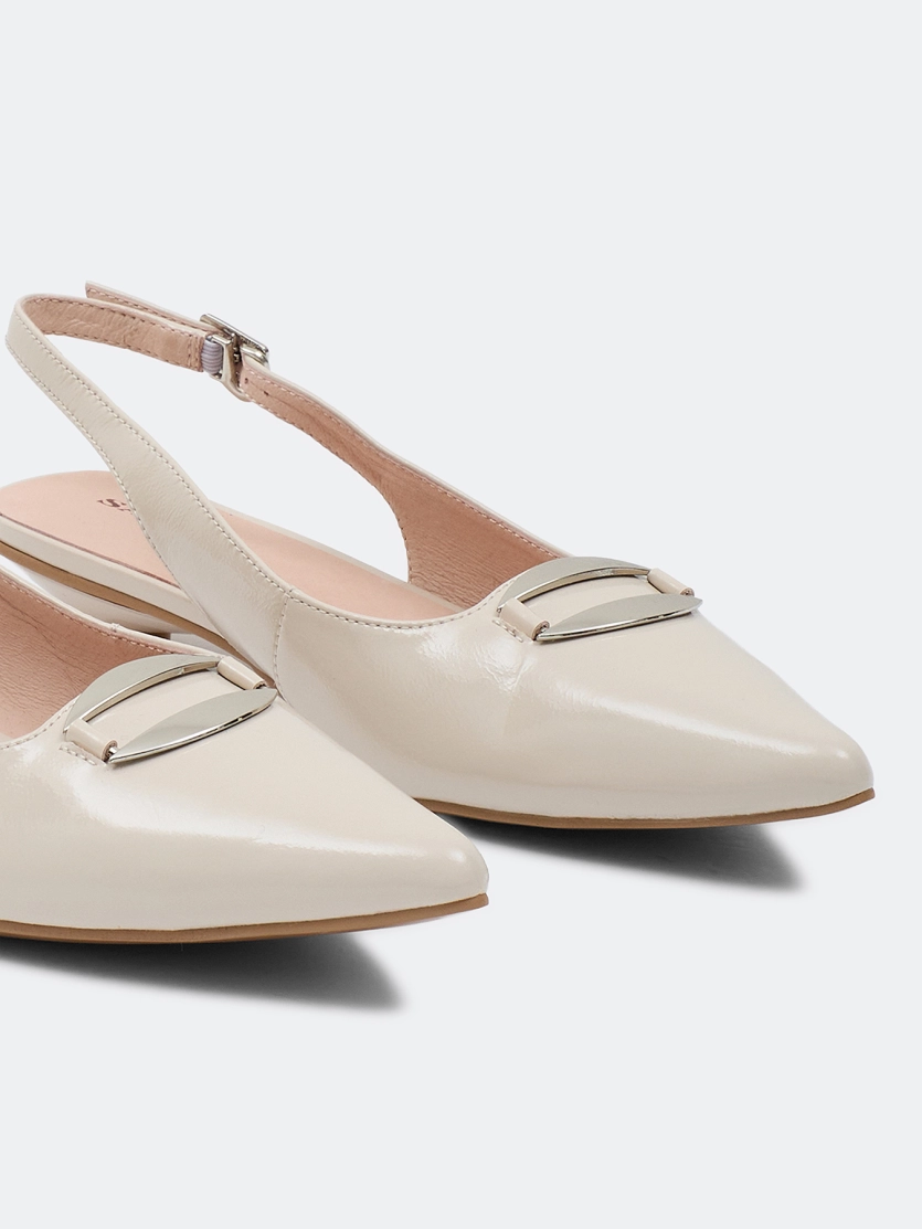 Слингбэки из натуральной кожи с декоративной пряжкой