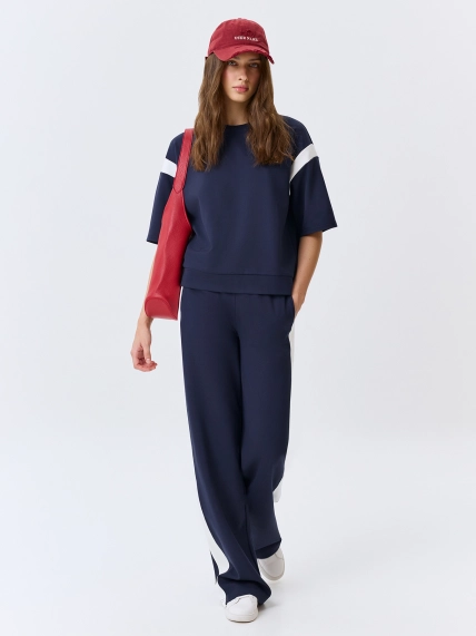 Брюки с контрастными лампасами