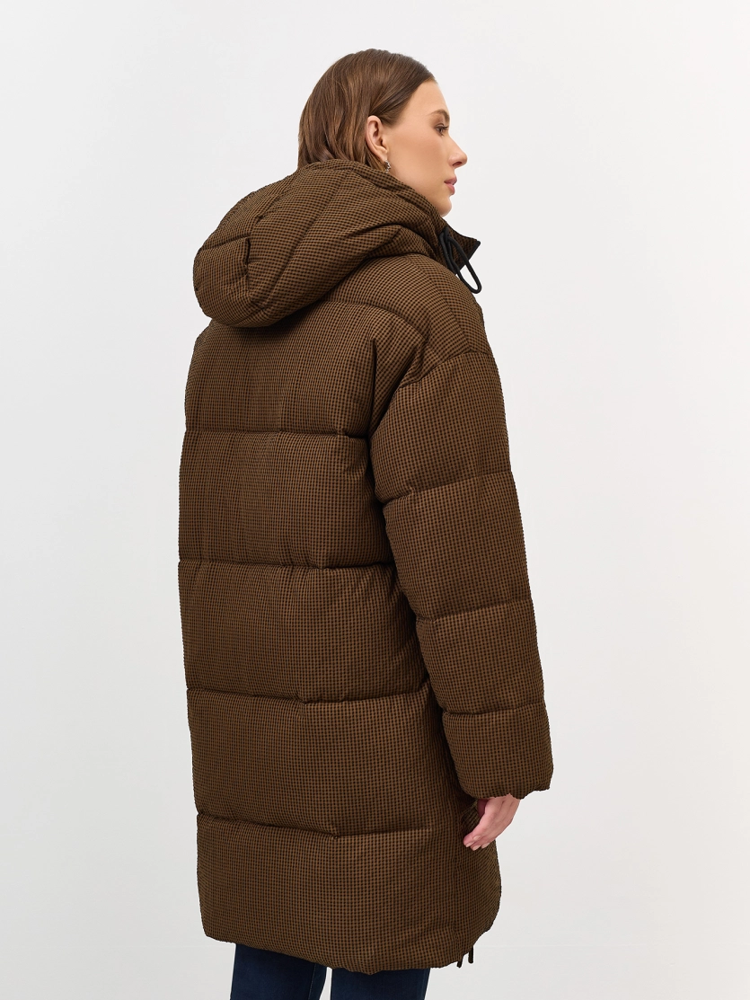 Пальто из фактурной ткани