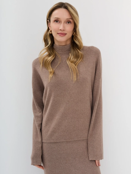 Теплый джемпер с ангорой