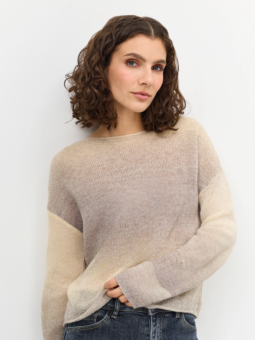 Джемпер с градиентным принтом