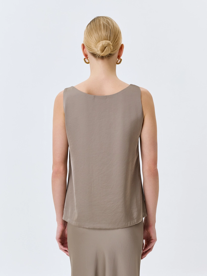 Свободный сатиновый топ