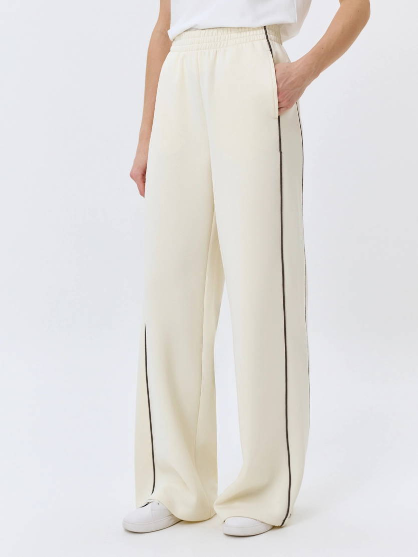 Трикотажные брюки с контрастными кантами