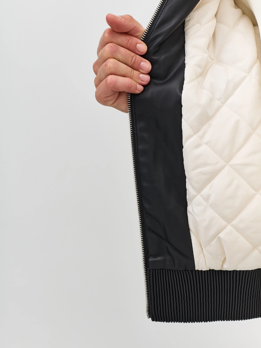 Куртка из  искусственного меха